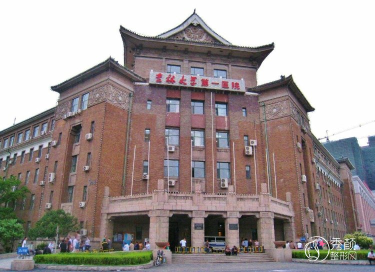 吉大一院植发多少钱一个毛囊,哪个医生好?植发医生介绍