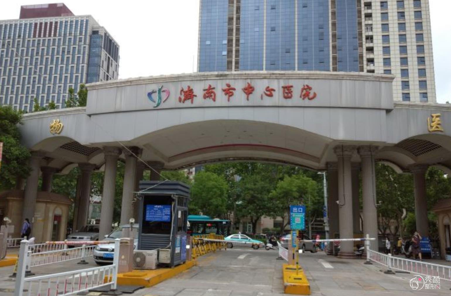 济南市中心医院种植牙多少钱?在5500元起,种植体等影响价格