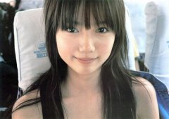 日星宫崎葵被疑鼻子整形 出席颁奖礼拒绝拍照