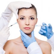 <b>注射玻尿酸，10分钟就完成微整形？</b>