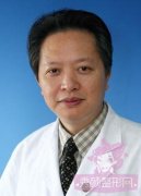 <b>上海九院李青峰隆鼻怎么样？价格是多少？</b>