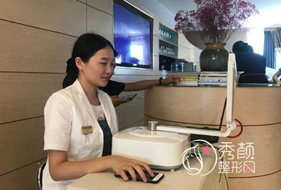 上海华美李健院长做的傲诺拉绚耀260cc的假体隆胸,圆满了。