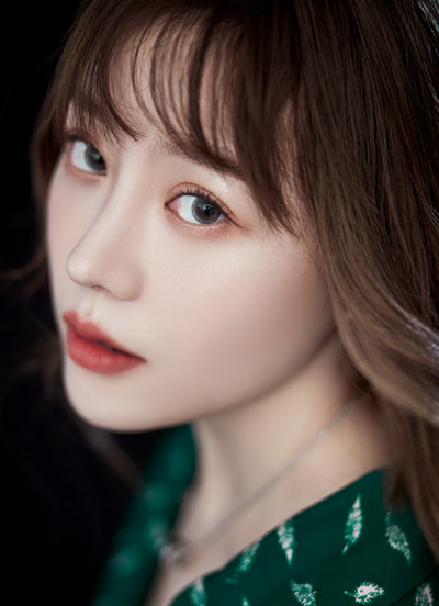 北京米扬丽格巫文云膨体+鼻中隔鼻修复案例。