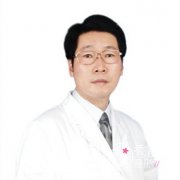 成都艾米莉潘红伟自体脂肪隆胸怎么样|案例曝光