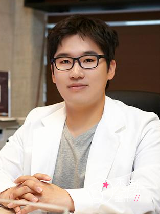 上海美联臣曹栋弼磨骨/颧骨内推怎么样