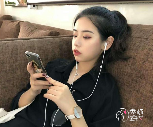 成都成美冯春雨做鼻子怎么样，隆鼻案例来对比。