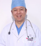 北京隆胸医生刘成