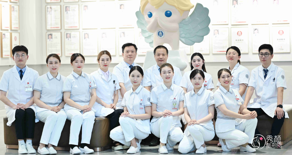 重庆松山医院口腔科种植牙多少钱一颗？附价格表及医生名单介绍
