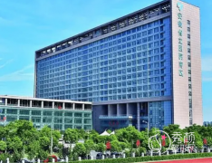 安徽省立医院隆胸多少钱？附隆胸价格表+隆胸医生介绍