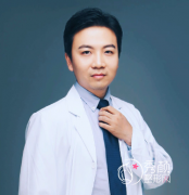 重医附一院申霄隆胸怎么样，有没有失败案例？