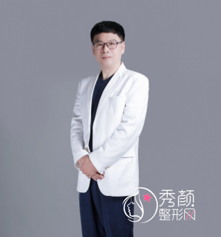 哈尔滨隆鼻医生哪个好？唐龙和李云峰技术风格特点对比！