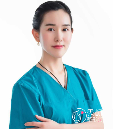 李萍双眼皮怎么样？技术优势点评、个人资料、坐诊机构展示