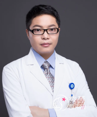 曾海峰隆鼻怎么样？消肿快、不透光、不变形、妈生鼻风格…附医生个人资料