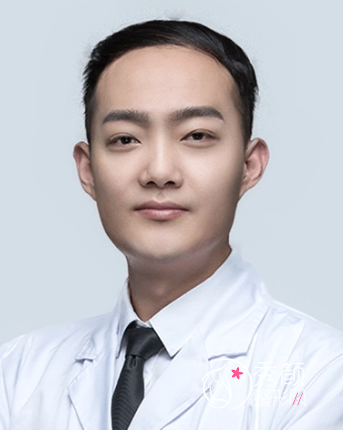 石浩绅双眼皮怎么样？个性化设计、审美自然、经验丰富…附医生简介