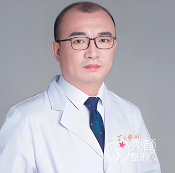 成都任义院长做鼻子如何？技术出众、审美个性化，附个人简介&坐诊机构