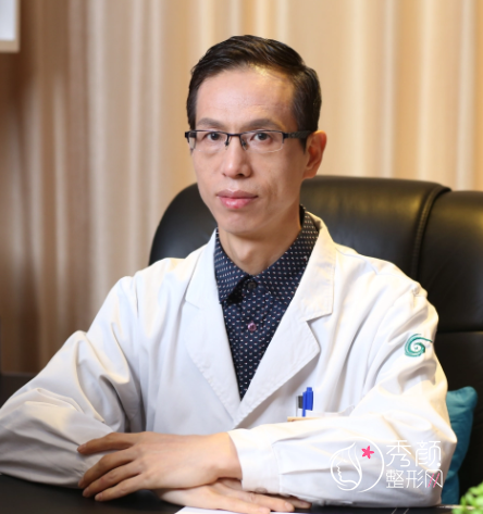 上海华美李健鼻子整形怎么样？擅长海鸥线定制、掌握脊状肋软骨技术、多种材料联合应用…