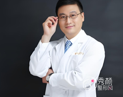 南京美贝尔黄名斗医生怎么样？擅长眼部整形、脂肪填充等，内含医生详情介绍