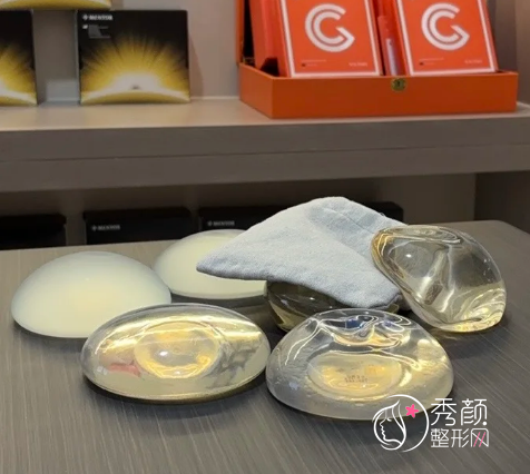 曼托隆胸假体星熠和星钻哪个更好？从材质、适合人群、价格等方面分析