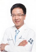王冀耕擅长做什么医美项目？面部年轻化、假体隆胸很擅长，坐诊北京