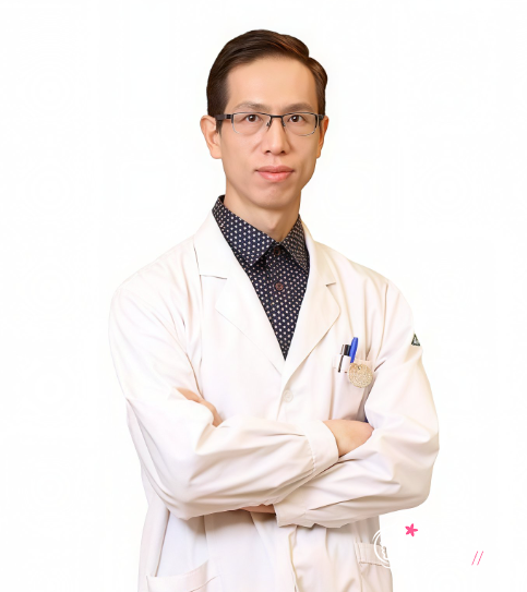 上海隆鼻哪个医生好？沈国雄、李健、范锴、范荣杰实力太夯！