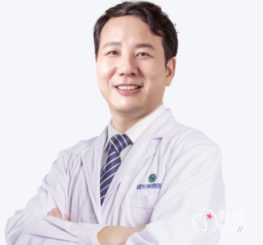 广州曙光医学美容医院脂肪隆胸怎么样，万友望脂肪隆胸技术高超！